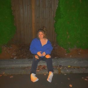 Meet your Posher, Leah